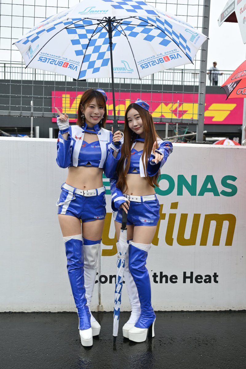 final_mh_15912's tweet photo. 2026 AUTOBACS SUPER GT Round 6 SUGO GT 300km RACE
決勝PIT WALK
葵 くみ(@___gumisuki)さん
星宮あんな(@annadancer_1101)さん
#スポーツランドSUGO
#SUPERGT
#TEAMMACH
#マッハ車検
#チームマッハ2026
#エアバスターアンバサダー
#葵くみ
#星宮あんな https://t.co/QnvJkkjOAU