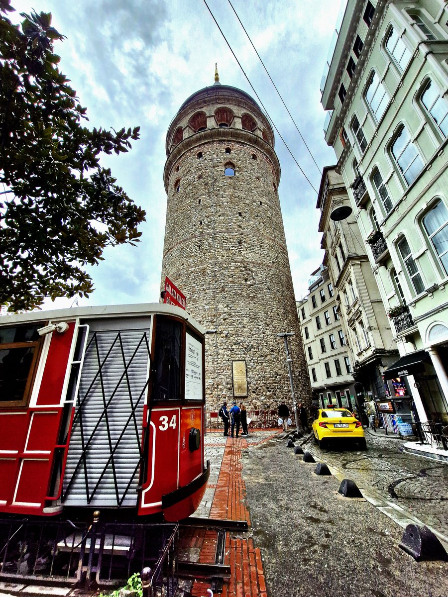 muhendss_'s tweet photo. #Beyoğlu
#Galata https://t.co/qpu05aTYQp