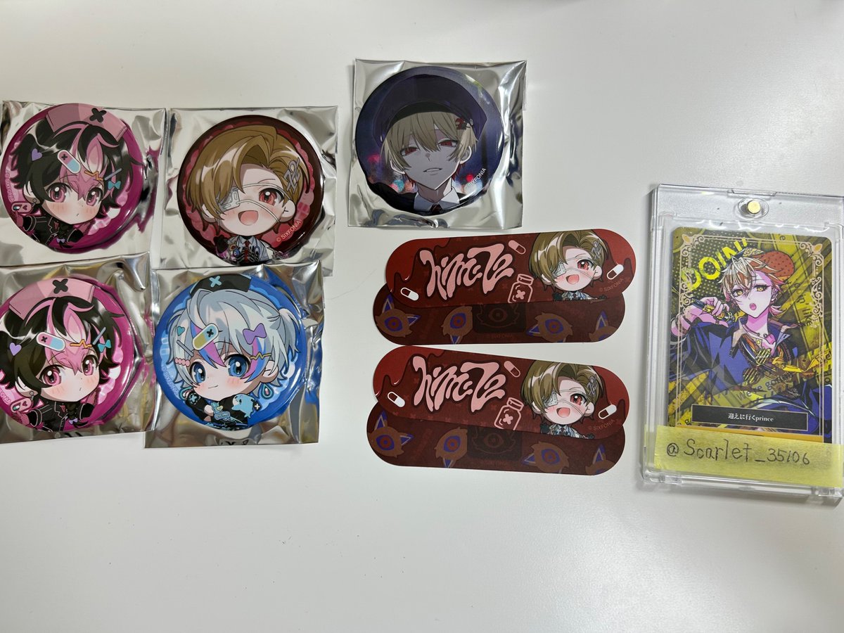 Scarlet_35106's tweet photo. 求:缶バ  各1最優先 👑様、ラブポ等身、SD
                         👑様メドレー
      ステッカー 👑様
譲:画像の物

缶バッジはラブポ等身、SDを優先で求めております^_ ̫ _^
お気軽にお声掛けください！

#シクフォニグッズ交換 https://t.co/YKHaFxPdPW