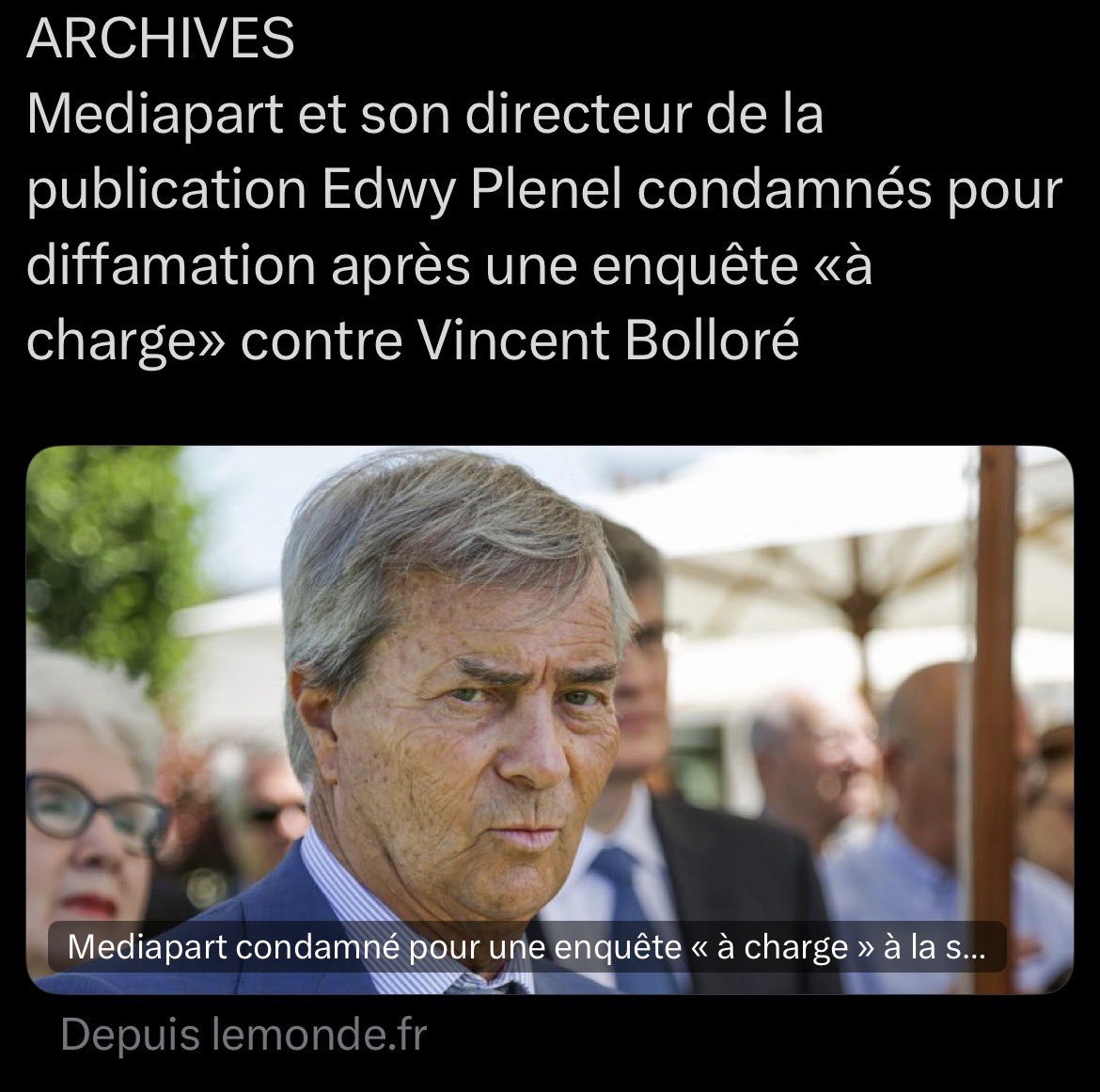 Danielo83's tweet photo. Le privilège rouge ... 🤮 https://t.co/uuSKghuSY0