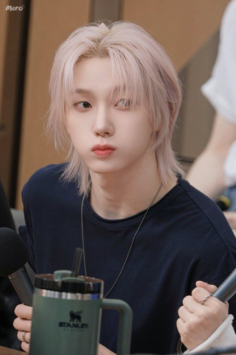 _4ivvey's tweet photo. 성호 복숭아됐다가 자몽됐다가 🤏🏻🤏🏻🤏🏻 https://t.co/9cyPwilOMB