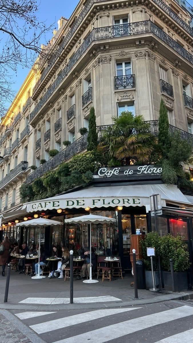NaturalWorld515's tweet photo. Paris, France..🇫🇷 https://t.co/f71ZHLKp4p
