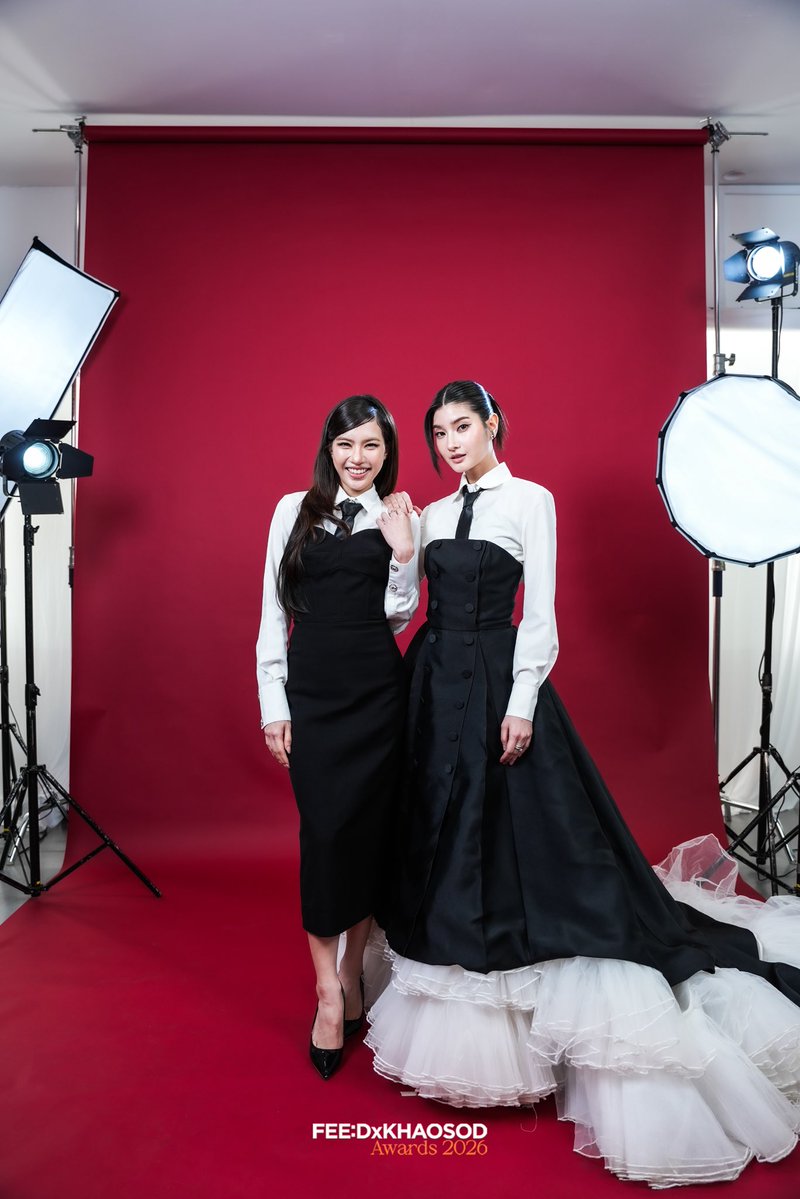 feed_4_future's tweet photo. “เมเบิ้ล-แป้งจี่” at FEED X KHAOSOD AWARDS 2026
.
#FEEDxKHAOSODAwards2026
#Blejie #เมเบิ้ลแป้งจี่ https://t.co/M2E5paTnp7