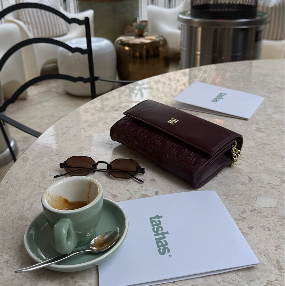 njla_m0's tweet photo. صباحات 
☕️🦢🌴🪐💫🥞 https://t.co/G2uA2yy1SQ