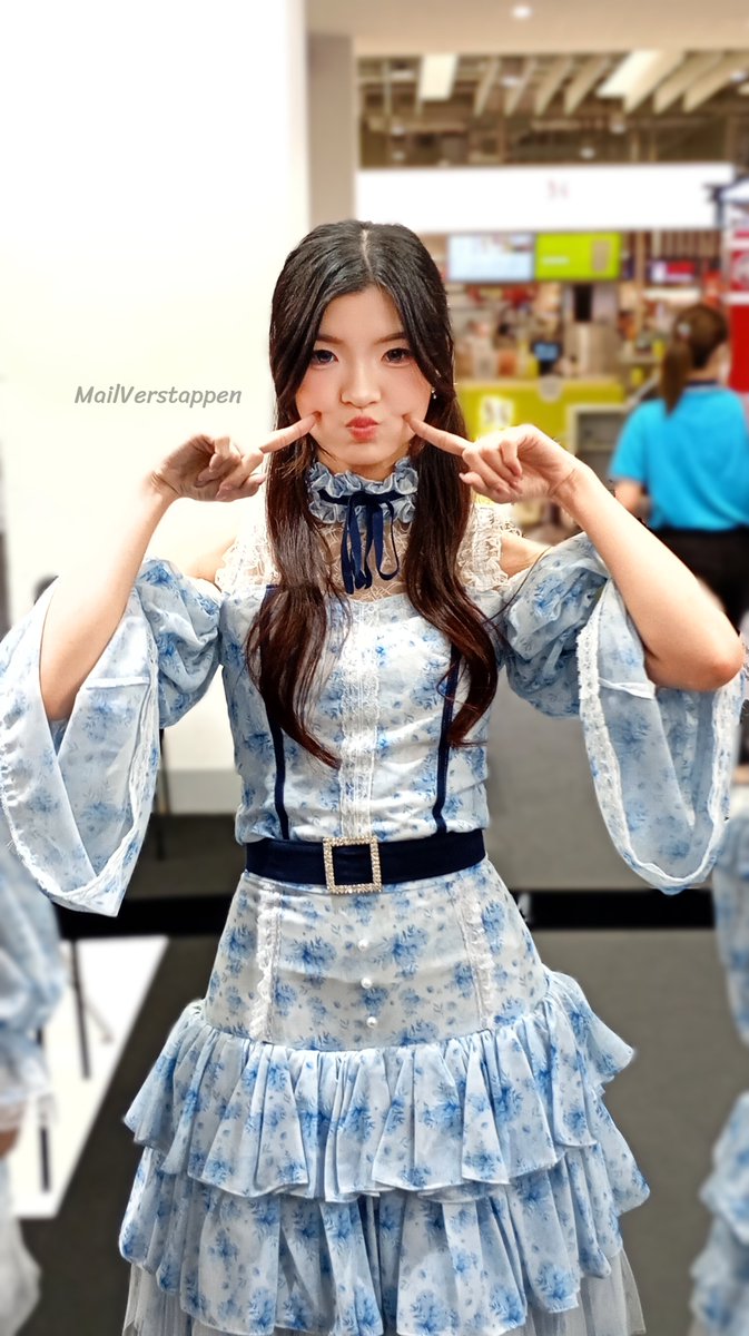 MSMail1707's tweet photo. มาเติมองยิ๋วเชวโคอิโระ ☀️🩵🤍
#ChelseaHatoBito https://t.co/Ez67pCMsC9