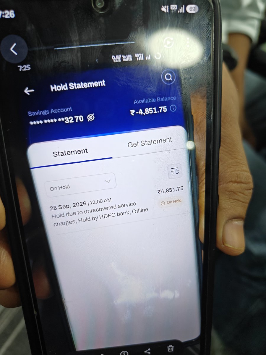 itsabhisinghr's tweet photo. @HDFC_Bank @RBI why has the same issue happened again?
HDFC Bank, please review this matter and remove the hold/charges immediately, with a clear explanation. https://t.co/oaTrS7rAu9