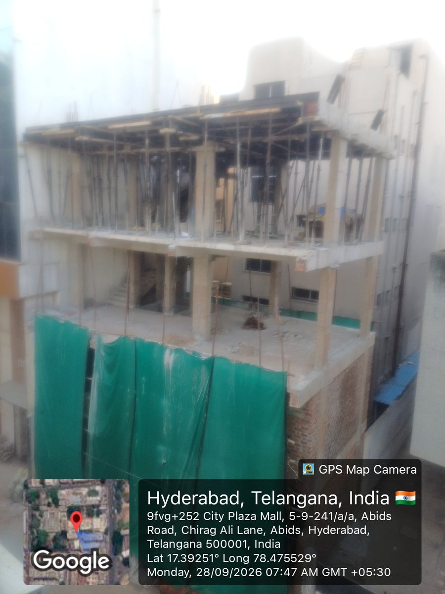 pkhyd1's tweet photo. @IndianTechGuide An advocate can do it, from last one month hydra, ghmc commissioner, do khairtabad, cmo are not even noting our complaint reg.  construction at abids 5-9-247, lane opp. Grammar School bus stand. G+3 on less than 75 yards, with 10-15 feet road. https://t.co/JbSYtQ2Wfu