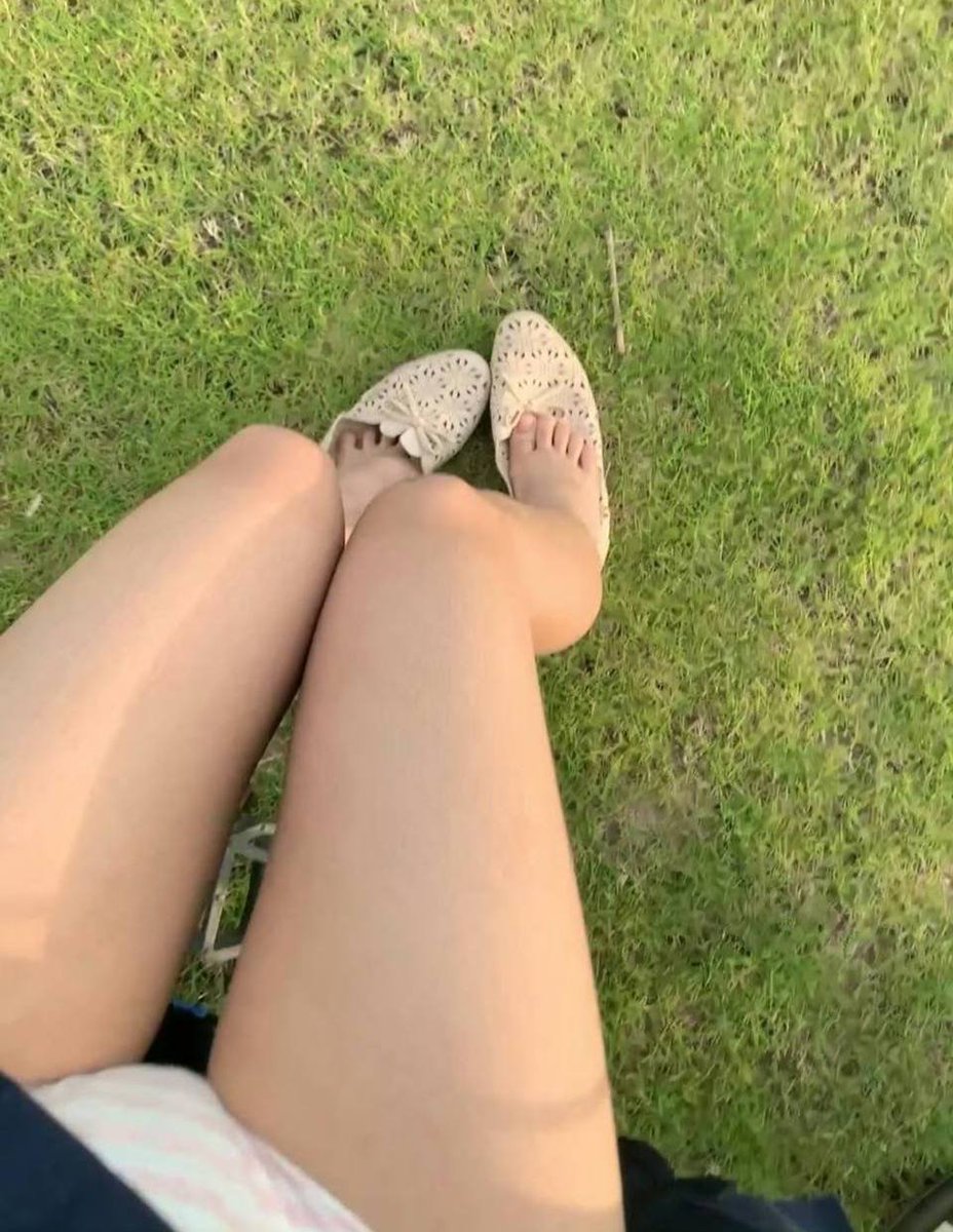 Volology's tweet photo. 我发现我还是挺腼腆的，因为一个人追求刺激是真的放不开，要是能有个人来陪我就好了，想玩的太多但是胆子又太小，好像女生都是这样吧？ https://t.co/HmW12vqrEV