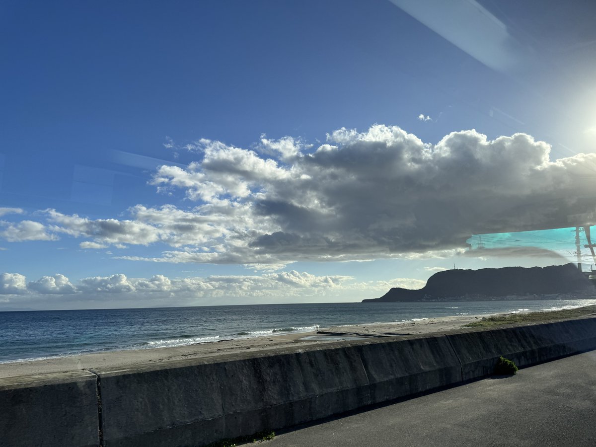 koedo_san's tweet photo. 函館に来ました。青空が気持ちいい！このあと函館・教会巡りします⛪️ https://t.co/5z4pJ1pXlJ