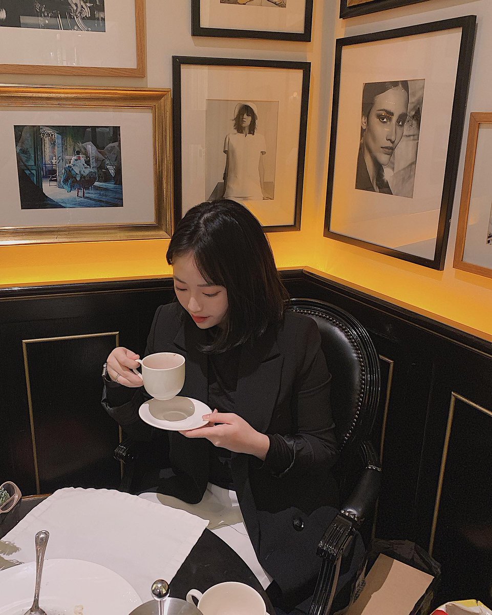 GomesKely's tweet photo. 明日は明日の風が吹く。気に病むことはないさ。 ☕
YwDKM https://t.co/Me4AkUPdz7