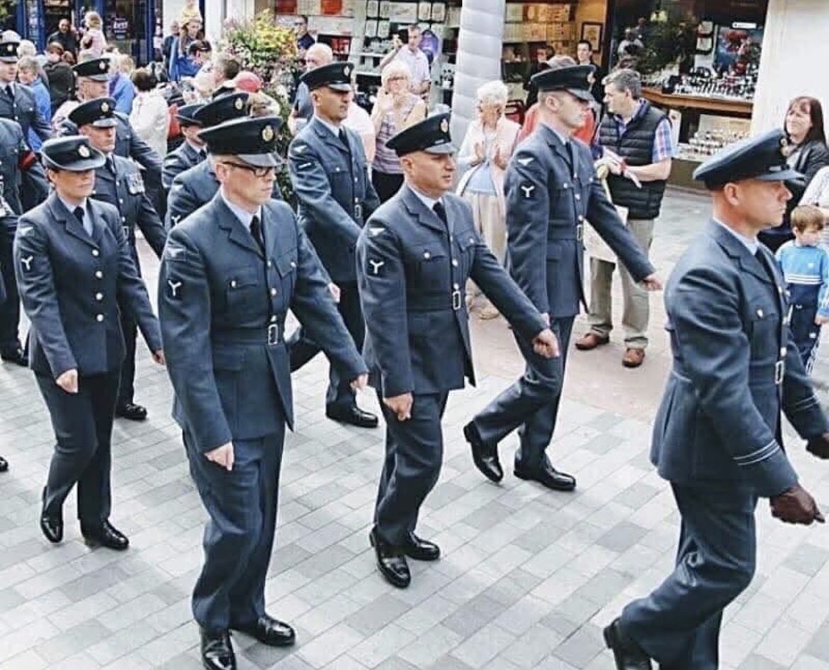 Compo_Simonnite's tweet photo. @HannahIamthest1 And I’ve got to say, the RAF invisible wheelbarrow race looks fun too. https://t.co/CUPrZRYVdp