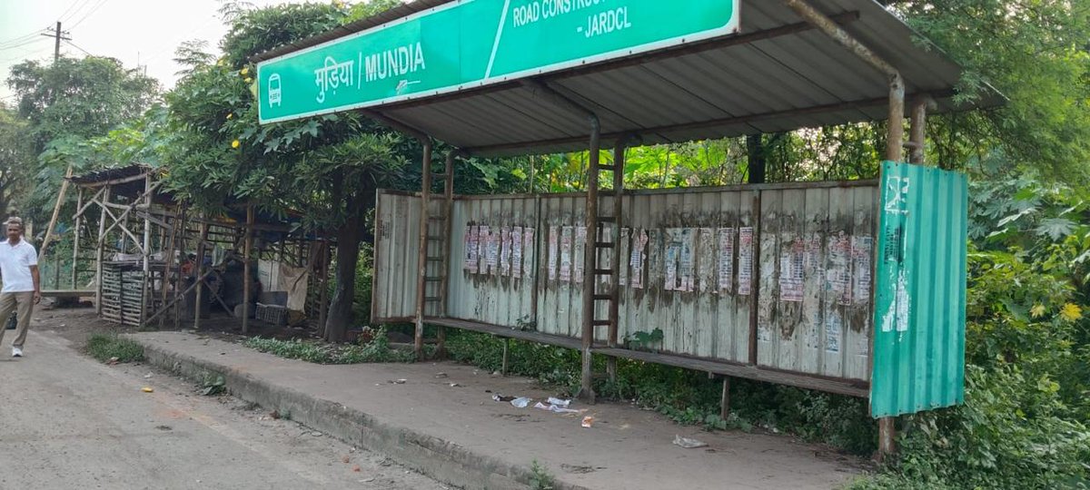 134_bn's tweet photo. Swachhata Hi Seva (SHS) Campaign-2026 and Special Campaign 6.0 2026 has been organized by 134 Bn CRPF on dated 28/09/2026 at Muriya Bus Stop, Muriya, Saraikela.
@crpfindia 
@HMOIndia 
@PIBHomeAffairs 
@PMOIndia 
@SwachhBharatGov 
@swachhbharat 
@MoHUA_India 
@MoJSDDWS https://t.co/uOS6oM8Kba