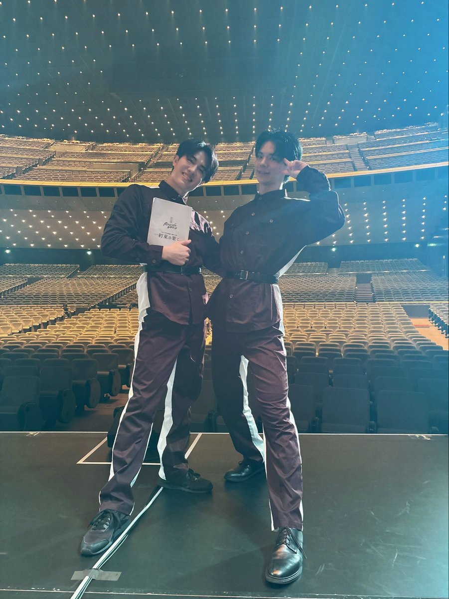 kotamasu07's tweet photo. #約束の果て 
最終日昼公演ありがとうございました😊

たくさん絡みのある兄ちゃんと📷

毎公演素敵な景色を見せてくださりありがとうございます。
残り1公演、最後まで大切に、。
#小野元春 https://t.co/8t0F7T4gYa