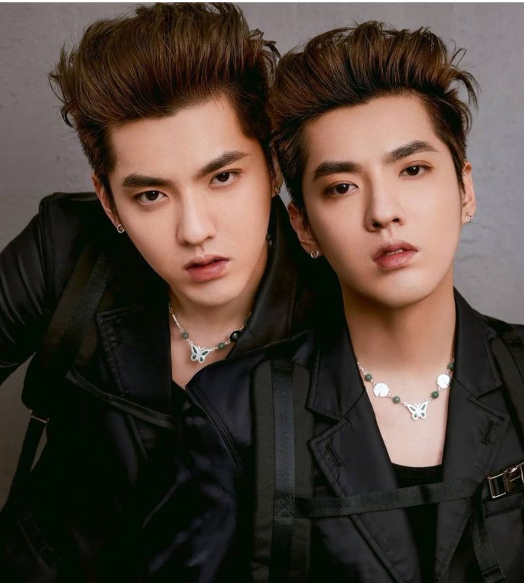 y_o_y_o8's tweet photo. EXOのクリスが2035まで刑務所で服役って聞いて驚愕、あと久々見たらビジュアル変わりすぎじゃない.........？
中国の刑務所で服役した後カナダに強制送還らしくてエグい https://t.co/jxSqVN926w