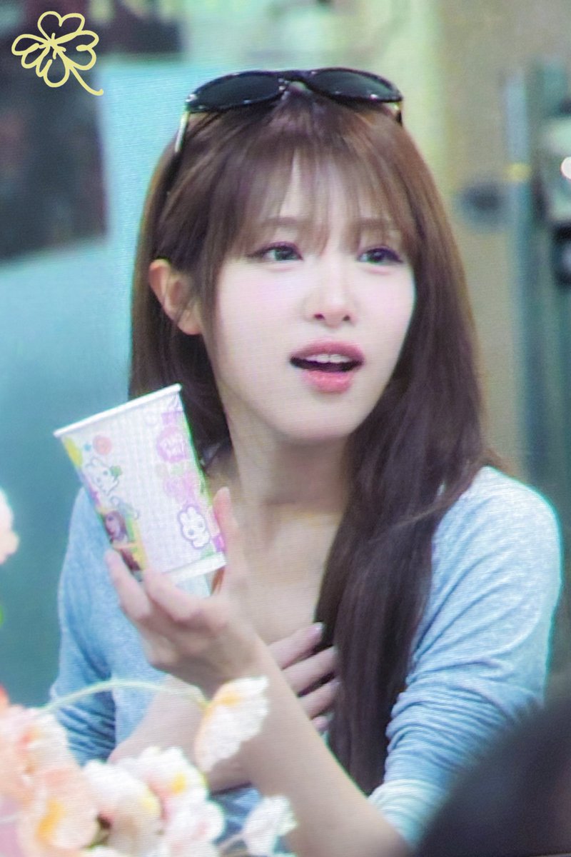 Yellover_YN's tweet photo. 260929 Pre
예나 생일 축하해🥳🎉

#최예나 #예나 #YENA #イェナ
#집나간옌토끼를_캐치캐치
#364일_기다린_예나탄신일 https://t.co/Cbzo5vNc8s