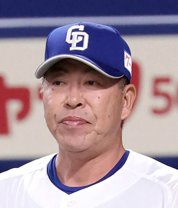 gnomotoke's tweet photo. 【中日】井上一樹監督が辞任を表明　3年契約2年目で苦渋の決断　球団創設90周年も残り2試合で借金21の最下位に沈む（スポーツ報知）-Yahoo!ニュース https://t.co/ZJqRkuiIf6

中日の井上一樹監督が、今季限りで辞任することが29日、決まった。 https://t.co/0Zf6NVB63N