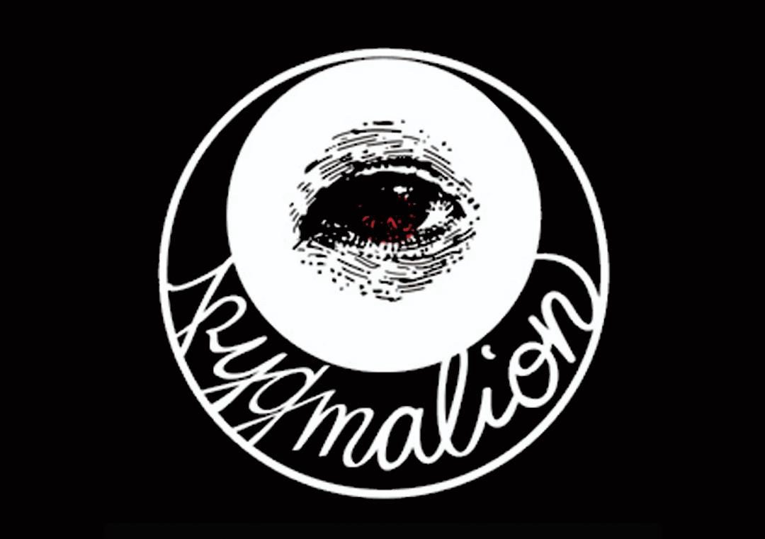 MadHorrorShow13's tweet photo. 11月14日の土曜日！
MAD HORROR SHOWのマッドなクリエイター紹介します！

屋号（ブランド名）⇛pygmalion
@Rinpygmalion 

夢幻と執着、怪奇懐古。
原画や画集、ステッカー等アートグッズを中心に、オリジナルフルデッキタロットカードも販売しております。

2026.11.14の13時から新栄のVIO
で会おう https://t.co/rBHcOBx3fl