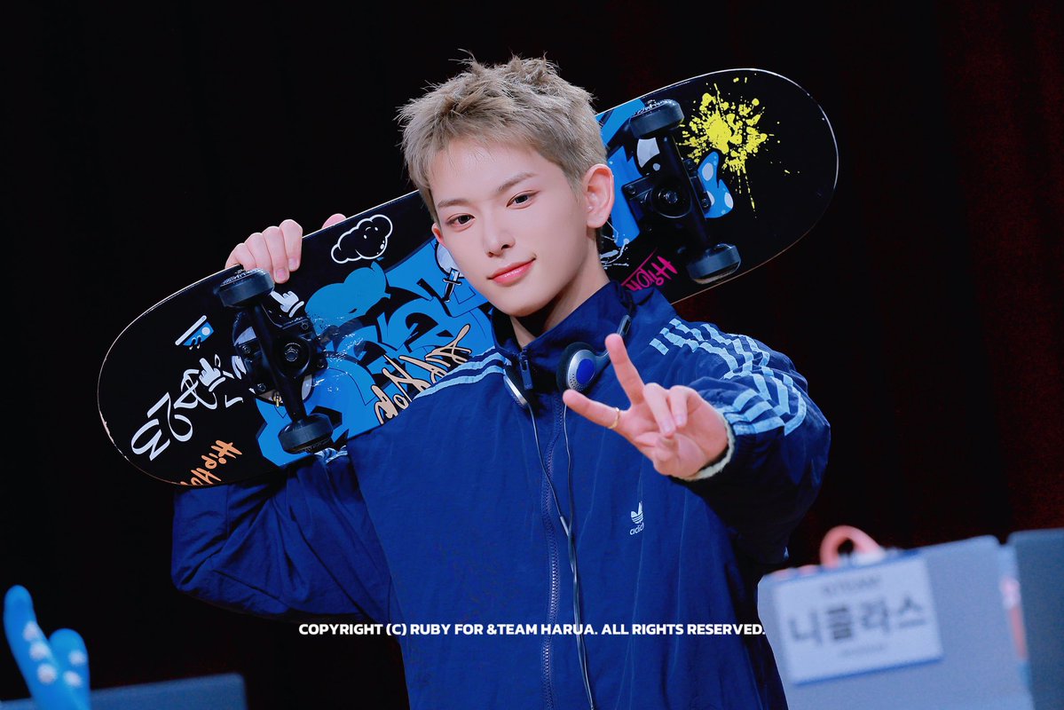 saltandteam's tweet photo. 룽이♡보드 https://t.co/Ucnbm0wuWW