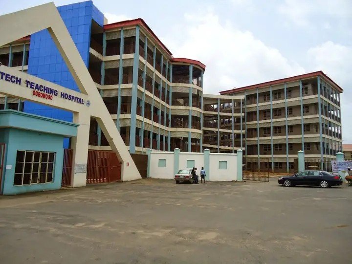 CableReporters_'s tweet photo. Resident doctors at the Ladoke Akintola University of Technology Teaching Hospital, Ogbomoso, Oyo State, have entered the 32nd day of their industrial action over welfare-related issues. https://t.co/9xMM7wL0wD