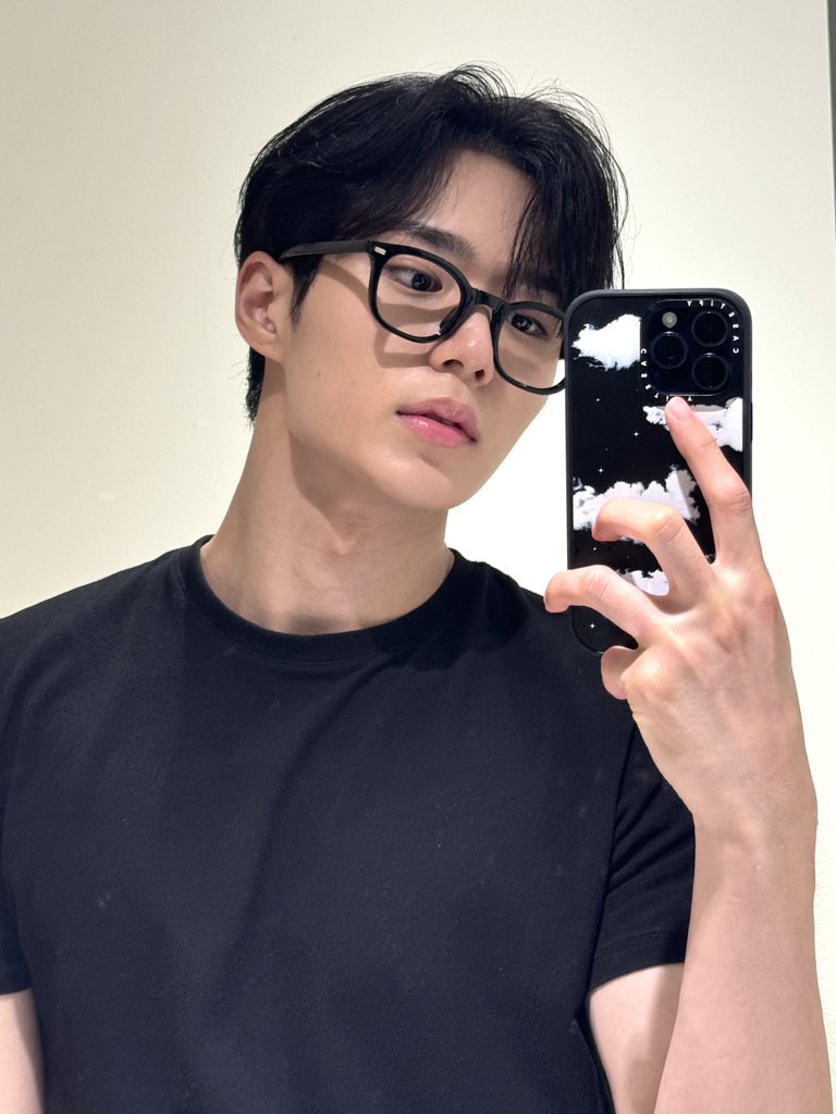 DailyWEi_'s tweet photo. WEi of the day    

#위아이 #WEi 
#김준서 #KIMJUNSEO https://t.co/cZQlPF86yk