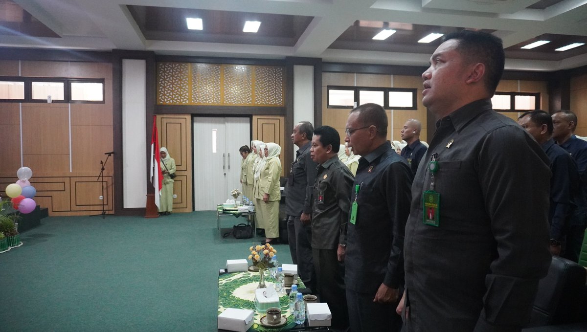 PTA_Palu's tweet photo. Tabe #SampesuvuPTA.Palu
Selasa, 29 September 2026

Dharmayukti Karini Cab. Sulawesi Tengah turut memeriahkan Puncak Perayaan HUT KE-XXIV Dharmayukti Karini yang bertempat di Kantor Pengadilan Tinggi Sulawesi tengah.

@Humas_MA
@MahkamahAgung
@DitjenBadilag
#ptapalunabelopura https://t.co/zWSSjbd7In