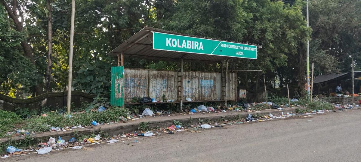134_bn's tweet photo. wachhata Hi Seva (SHS) Campaign-2026 and Special Campaign 6.0 2026 has been organized by 134 Bn CRPF on dated 29/09/2026 at Kolabira Bus Stop, Saraikela.
@crpfindia 
@HMOIndia 
@PIBHomeAffairs 
@PMOIndia 
@SwachhBharatGov 
@swachhbharat 
@MoHUA_India 
@MoJSDDWS https://t.co/QhW1eNstkn