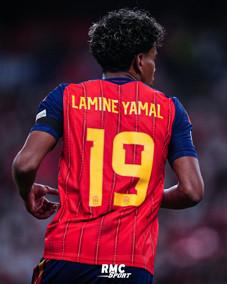 RMCsport's tweet photo. 🌕 Ballon d'or : Lamine Yamal nouveau favori après la clôture des votes, selon les bookmakers ► https://t.co/OhpZfnVq5D https://t.co/NX010rgd1A