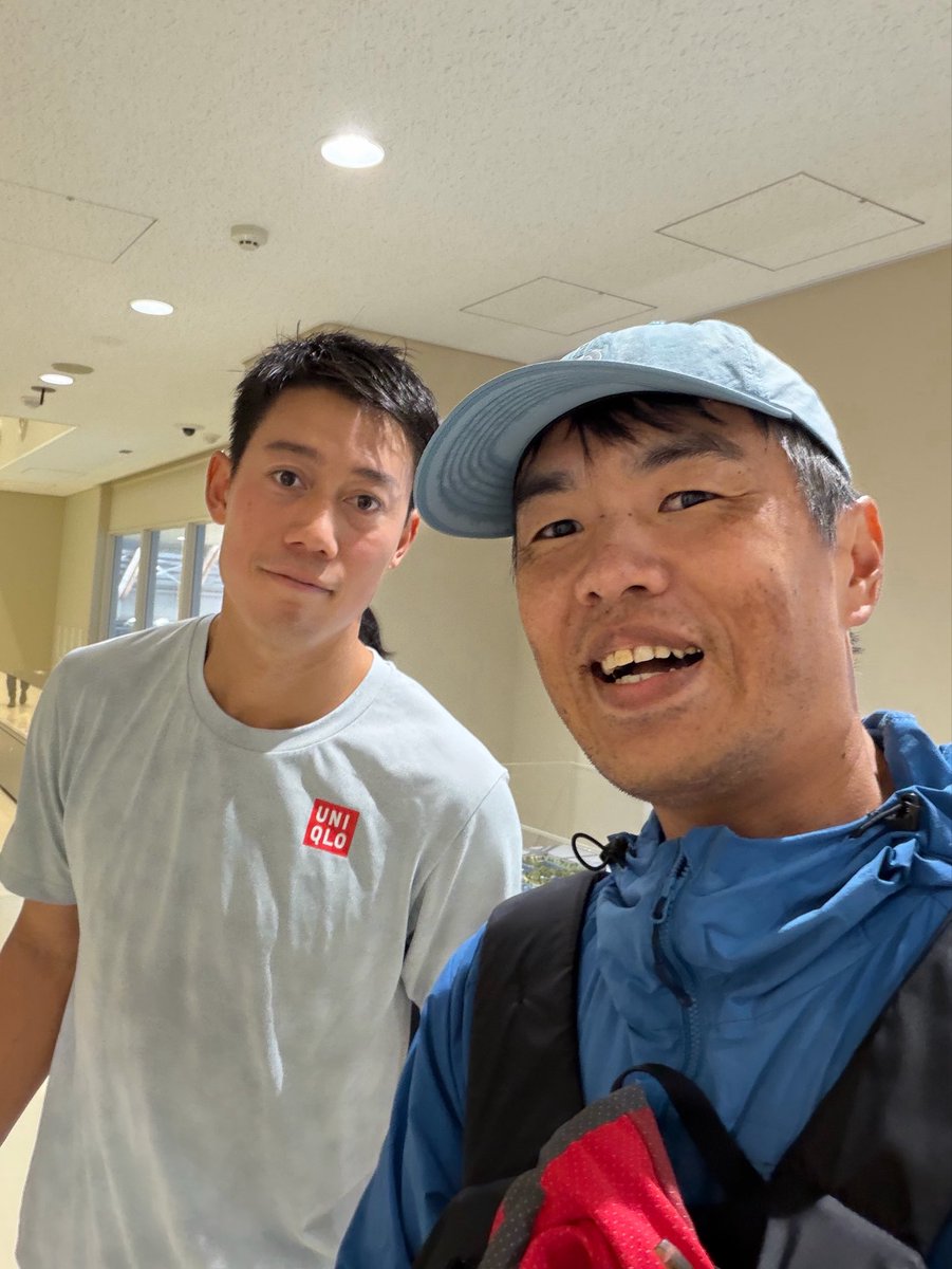 takanyo's tweet photo. トイレに錦織圭が入ってきて2人っきりになった件。今年の運を使い果たしました😇 https://t.co/euYoZx6jBQ