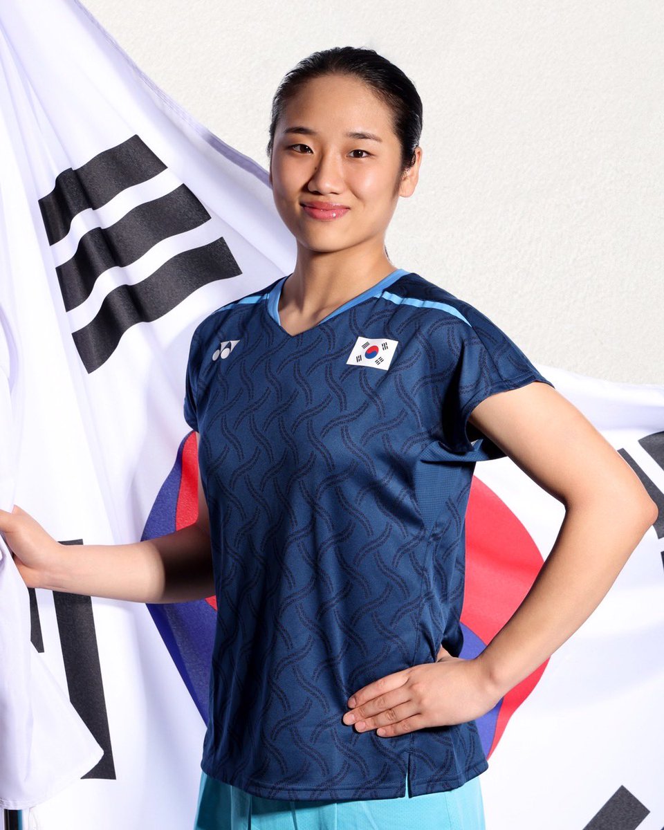 Jaifu_fu's tweet photo. เป็นนักแบด คนเดียวในเอเชียนเกมส์ ที่รู้ว่าต้องคว้าเหรียญทองแน่ๆ ไม่มีใครล้มนางได้ เจ้าของมือ 1 ของโลก ที่ยาวนานกว่า 3 ปี หรือ 150 สัปดาห์ และสามารถป้องกันแชมป์เอเชียนเกมส์ได้อีกครั้ง สามารถเอาชนะ “อากาเนะ” จากญี่ปุ่น ได้ 2 : 0 เกม  สกอร์ 21:17 / 21:9 คะแนน ชนะแบบไม่เหน็ดเหนื่อยเลย  สมศักดิ์ศรีแชมป์เปี้ยนจริงๆ “อัน เซยอง” 🥇🇰🇷👏🏻
#เอเชียนเกมส์2026