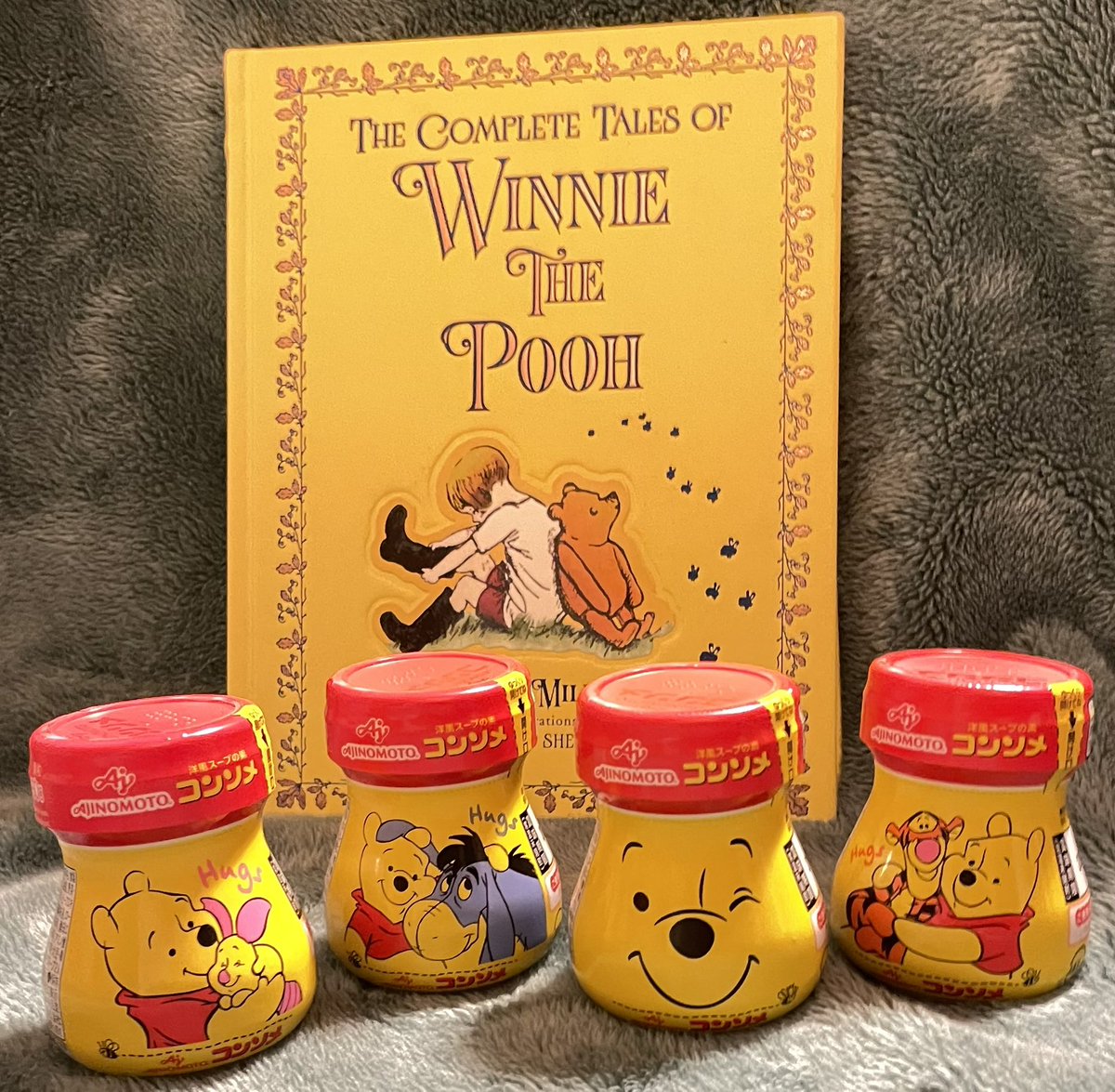 poohteaparty's tweet photo. 今日のプー活🧸🐝🍯➰
とうとう！！
コンソメ瓶入り見つけました！
嬉しいです💛

コンソメレシピ募集中😆 https://t.co/NLgAwA5A7c