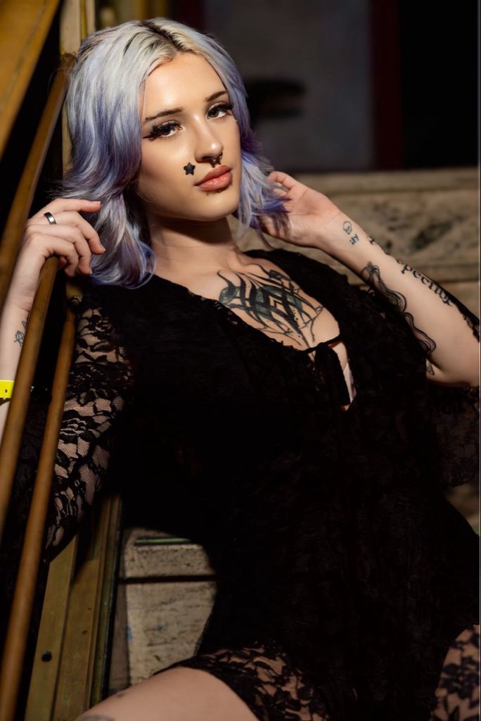 devinityxo26 tweet picture
