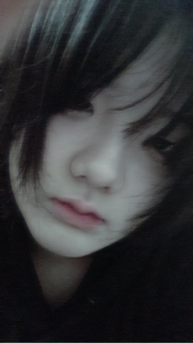 min08r's tweet photo. 좀잘나와서ㅓ
#우울계 #정병계 #미친년입니다 https://t.co/S1ux7UqtPx