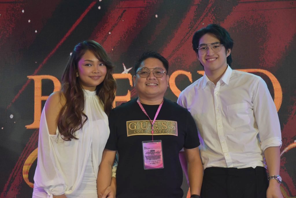 caaarmela_'s tweet photo. carton kasal na 🤪🤎 https://t.co/NCaoYDx9x4
