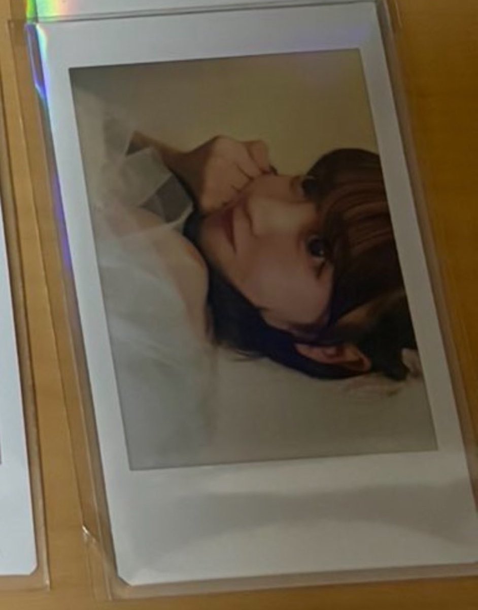 FZyaSSnmsrt's tweet photo. @giriyu122 ありがとうございます🙇‍♀️
こちらのチェキ、プリントでしたら相場の2000円でいかが��しょうか? https://t.co/UFnXJPeU89