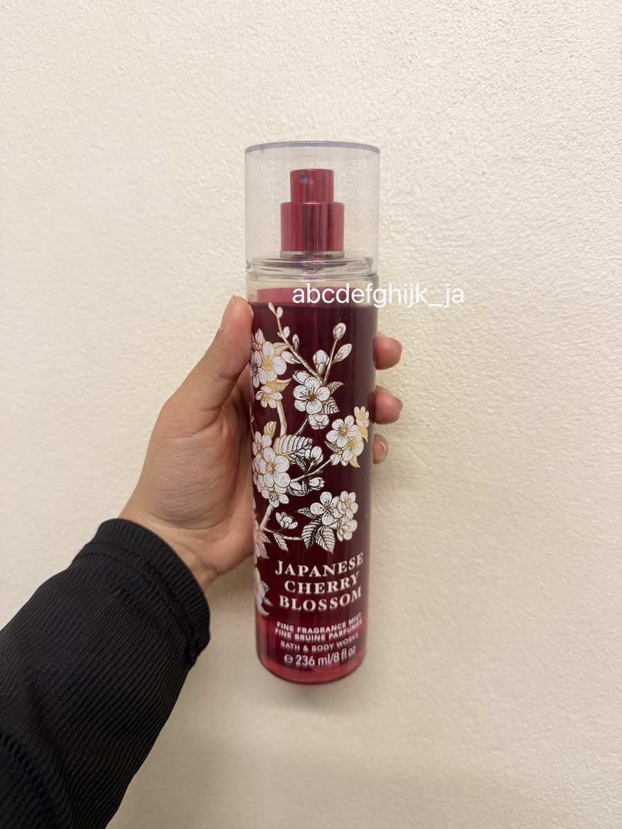 abcdefghijk_ja's tweet photo. — น้ำหอม + โลชั่น Bath &amp; Body —
Japanese Cherry Blossom 
*ใช้ไป 2-3 ครั้ง ยกเซ็ต 200.-

#BathBody #บาสแอนด์บอดี้ #ส่งต่อน้ำหอม #น้ำหอม #ส่งต่อโลชั่น #ส่งต่อเครื่องสำอาง #JapaneseCherryBlossom #น้ำหอม #โลชั่น https://t.co/pxn1kDrUf7