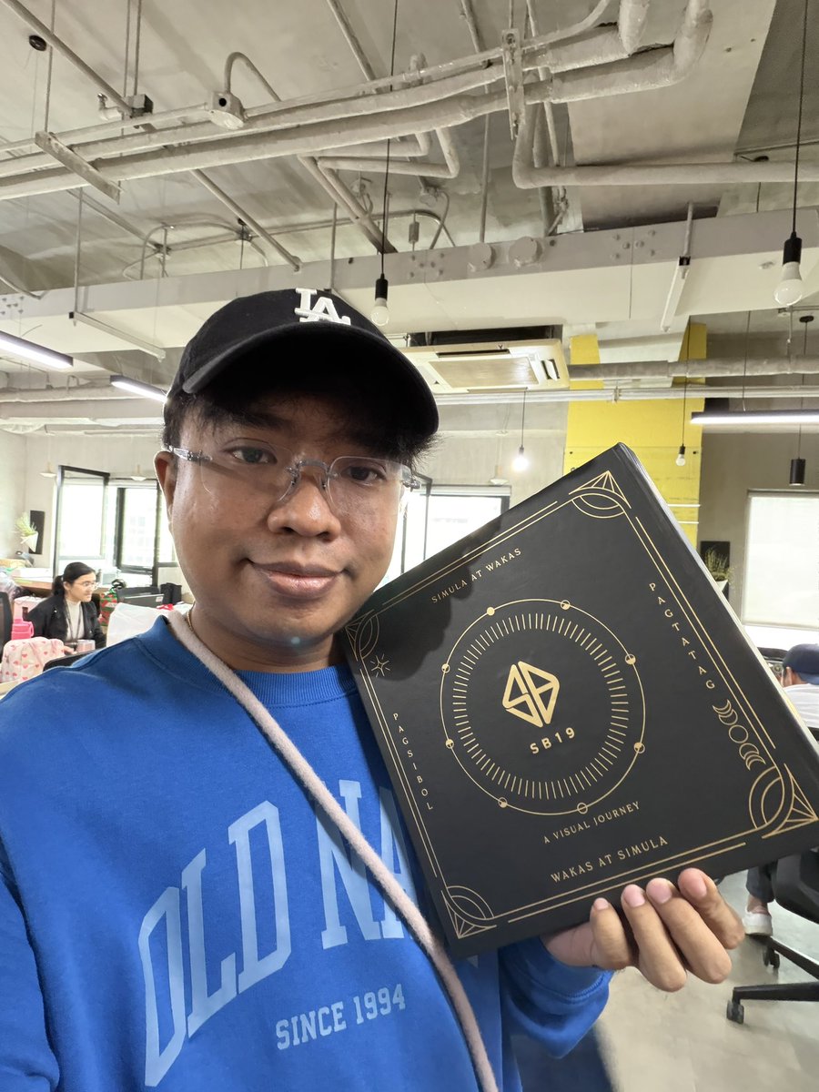 mrnikkotuazon's tweet photo. SB19 @SB19Official SIMULA AT WAKAS PHOTOBOOK! ✨ https://t.co/VCn3ohwcqQ