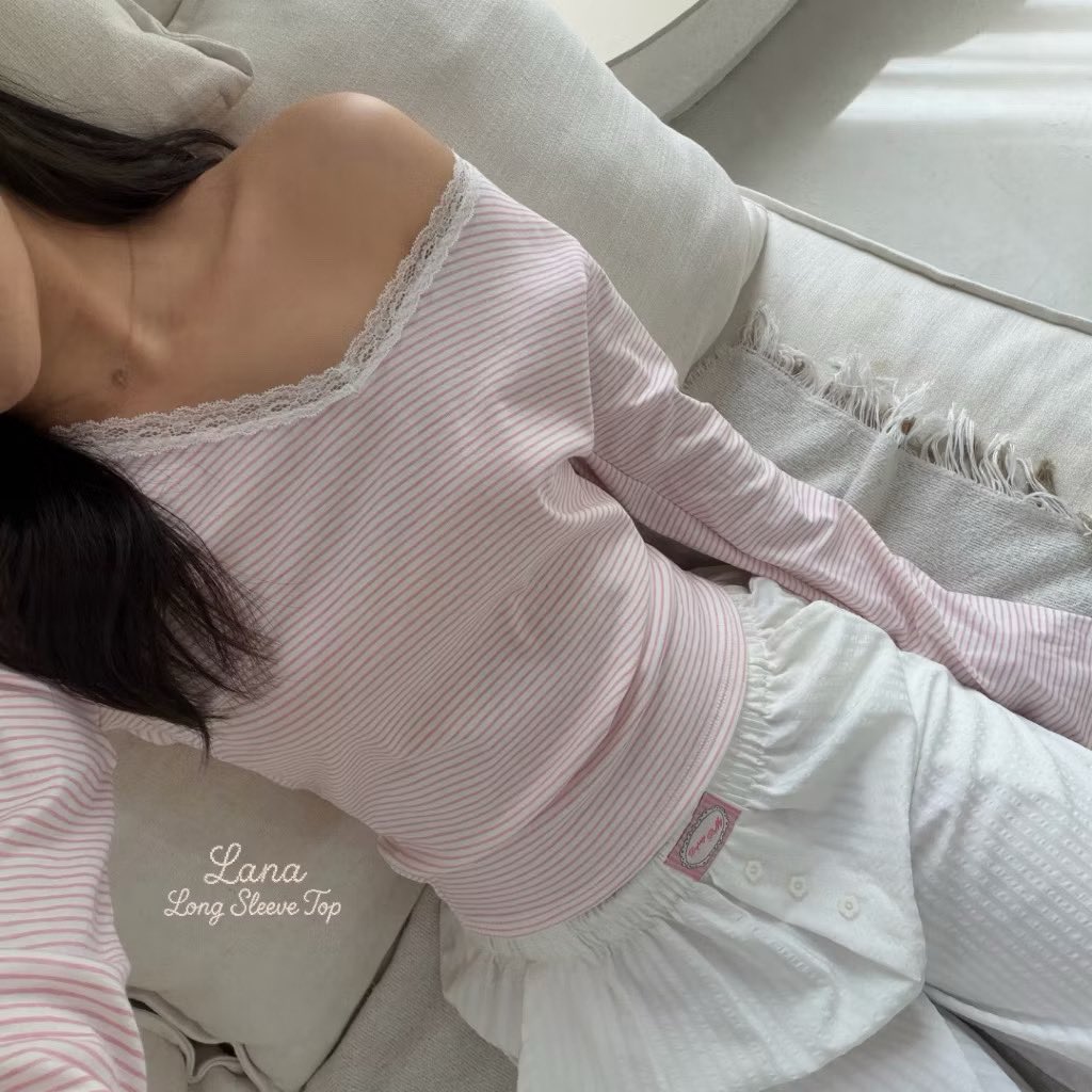 hyunkimc__'s tweet photo. ส่งต่อ dopey.puffy (ใช้รอบเดียวทั้งคู่คับ)

200 / 180 ส่งฟรี

#ส่งต่อเสื้อผ้า  #ส่งต่อdopey  #ส่งต่อstylist #ส่งต่อcintage #ส่งต่อvgh  #ส่งต่อbeming https://t.co/jmlA5GtPwW