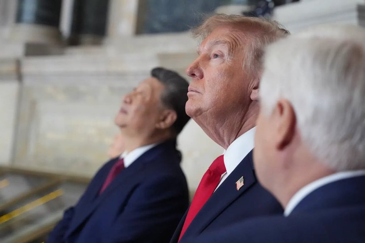 KryptoWolGFER's tweet photo. Erwartet im Oktober sehr starke Volatilität bei #Krypto. 

Ich sag euch ehrlich, alles ist möglich. Vom heftigen Crash zu einem Pump, einfach alles. 

Trump hat am 3. November die Midterms und mehrere Quellen berichten, dass es grottenschlecht bei seiner Wahl ausschaut. https://t.co/t71b2Mwuxc