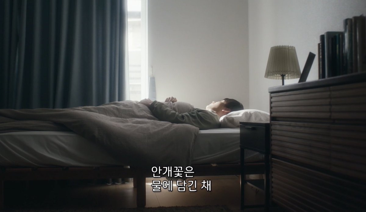 Eune__s2's tweet photo. 사회에 지친 이들과 안개꽃을 비유하는 게 너무 맘 아파서 할 말을 잃음 https://t.co/RUHLq7U9S0