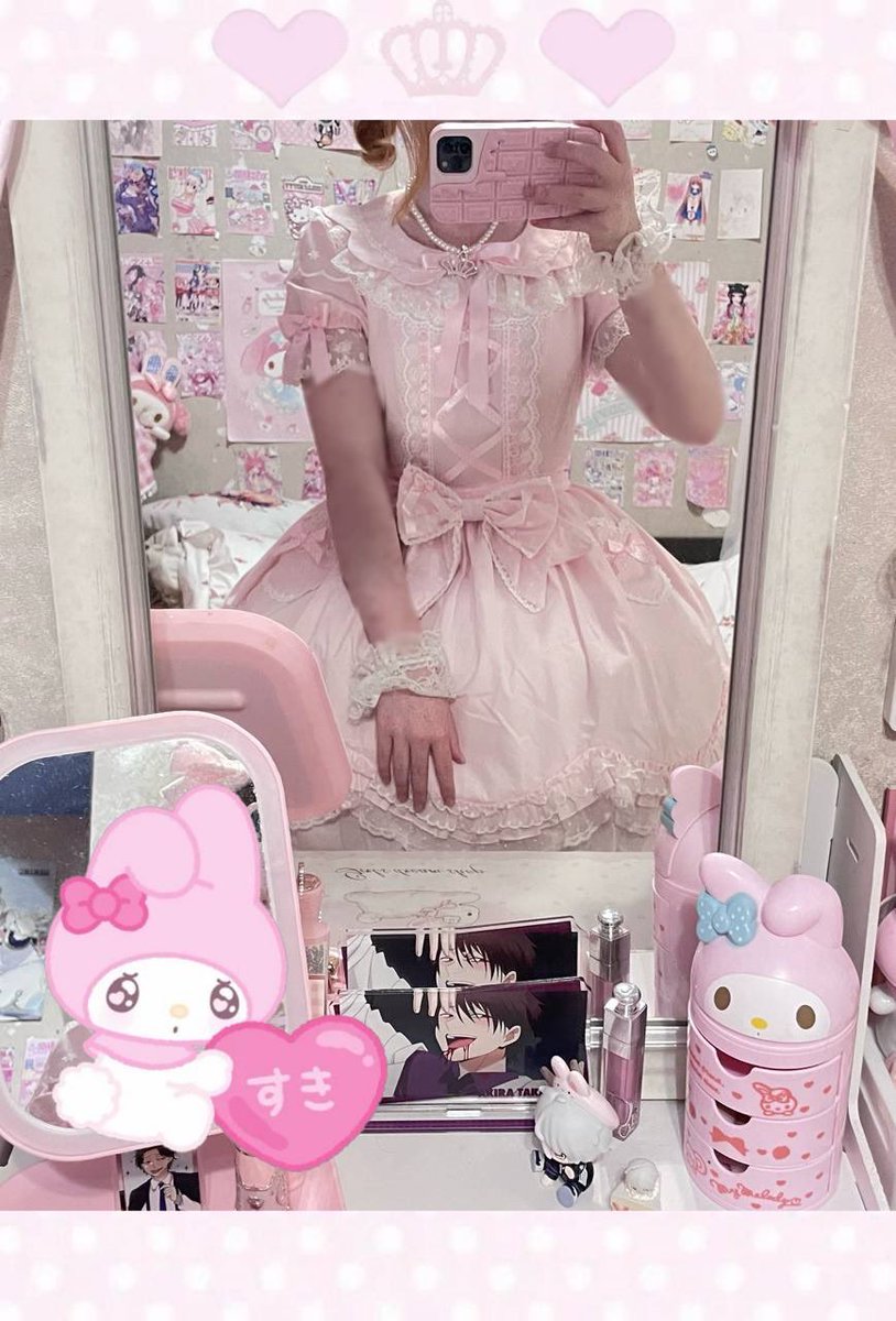 HokiOwO's tweet photo. ︶꒷꒥꒷‧₊˚꒷︶꒷꒥꒷♚🍰♚꒷︶꒷꒥꒷‧₊˚꒷︶꒷꒥꒷‧₊˚
#ロリータ  #Lolita #リズリサ ＃おすすめ https://t.co/4brmy50jXZ