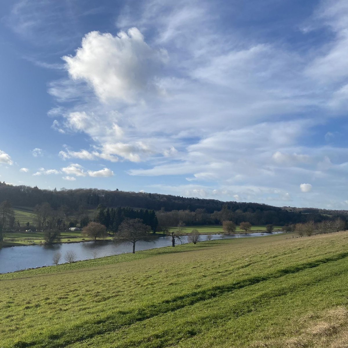potternewshbo's tweet photo. 🚨 HBO Harry Potter filming update! 

Crews are in Latimer, Buckinghamshire for 3 days of production. A village fair set featuring stalls &amp; a coconut shy was spotted. Rumors suggest this is second-unit work for establishing shots of Ottery St Catchpole or The Burrow! 🪄🎬 https://t.co/Qo8BJeTfXz