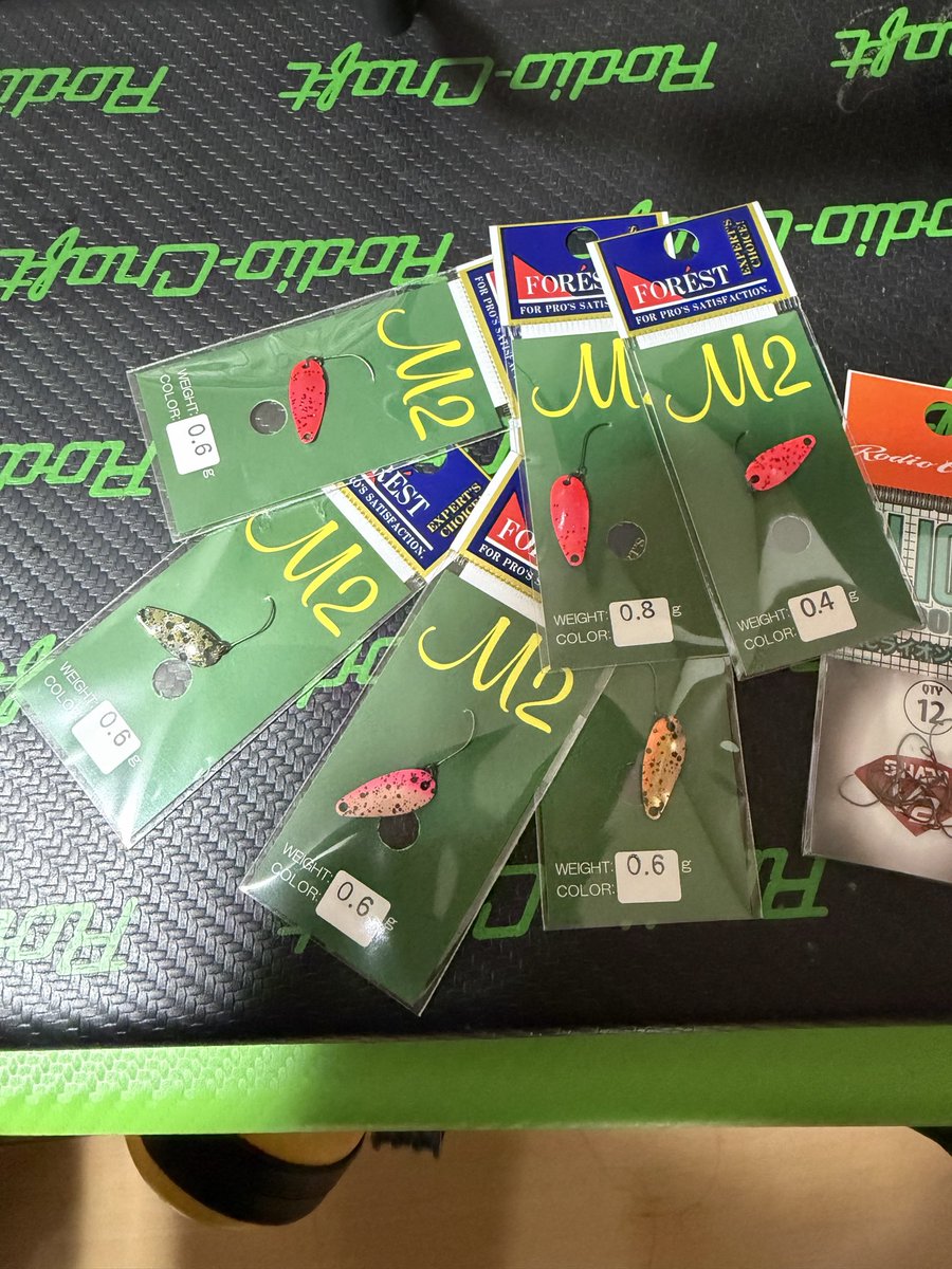 ConsoulTone's tweet photo. ルアーの購入は控えるって言ったのに。
ゴルペレとか出ちゃうんだもん。
そしたら我慢してたホームランバッターとかも買っちゃうよ😓
ホームラン王になれるスプーンは買った。
あとは荒川博的ポジションの人が居れば...。 https://t.co/Nnafz3KuSr