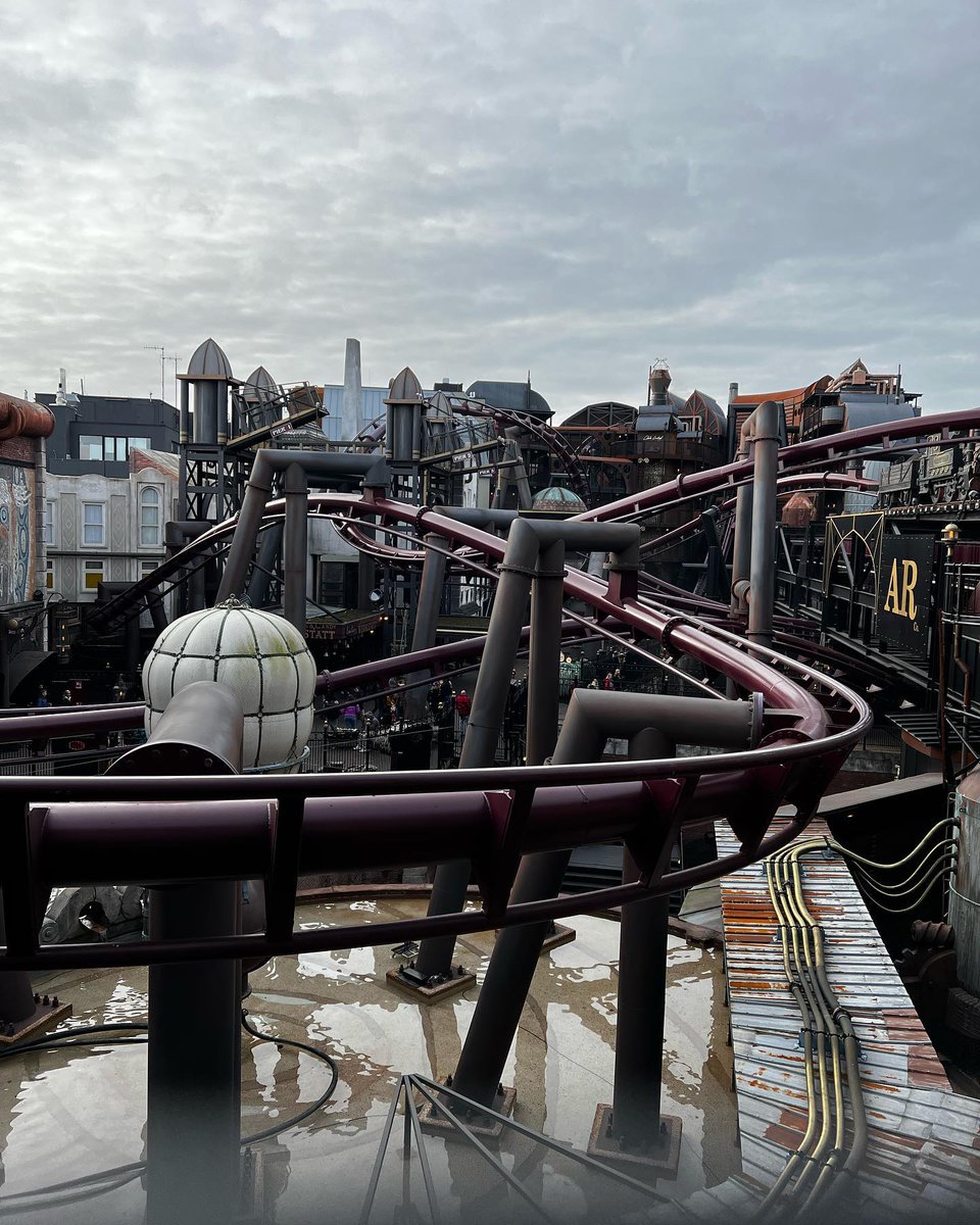 maxsoelsoouza's tweet photo. @phantasialand Rookburgh FLY #phantasialand #fly #haveagreatday #enjoylife💯 #rollercoaster #rollercoasterphotography https://t.co/lyf93O6LUm