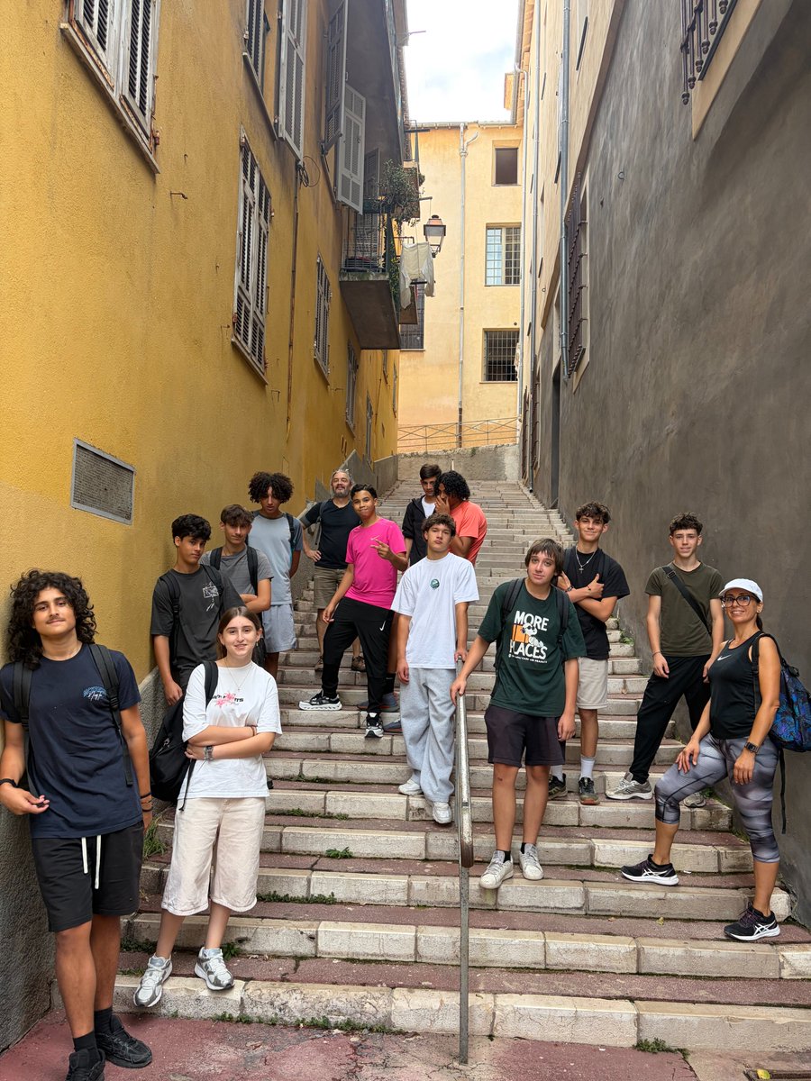 DonBoscoNice's tweet photo. Pour lancer cette nouvelle année scolaire sous le signe de la convivialité et de la cohésion, notre classe de 1CMETAV a participé à une matinée d’intégration riche en découvertes avec trois de ses professeurs ! https://t.co/NOu8kylMXn