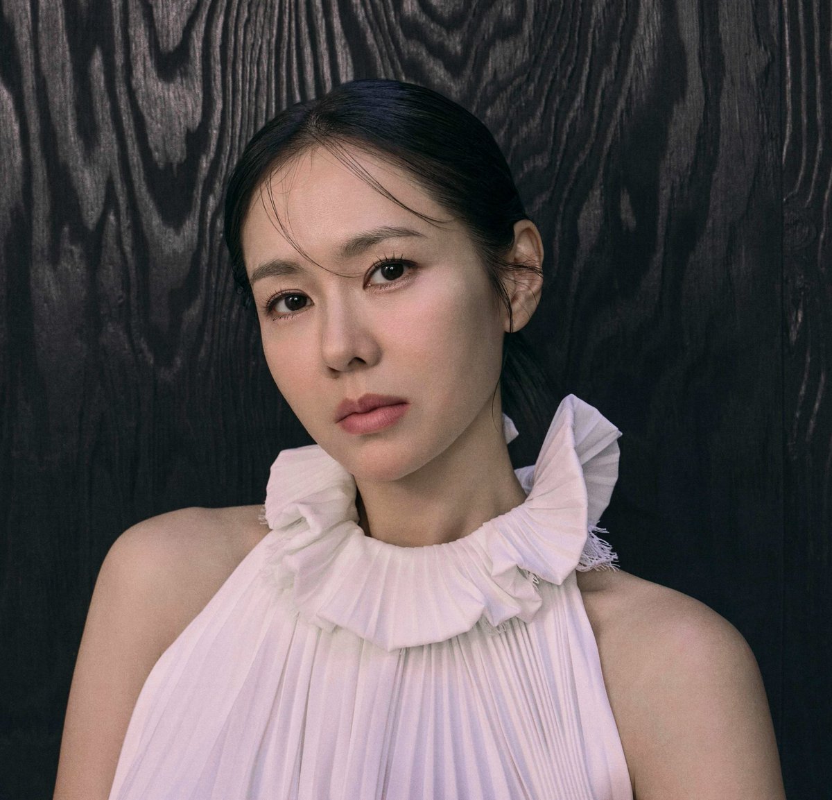 sonyejinpics's tweet photo. regarding her future acting direction, son yejin began by saying,

“i’ve always wanted to keep trying different things. i think that as i get older, the range of roles i can take on will expand, and the ways i can express myself will become more diverse.” 

“i think there’s a joy—both for the actor and for the audience—in showing sides of myself i haven’t tried before or revealed yet. i don’t think i’m limiting myself to what i will or won’t do anymore.”

“if there were limitations to what i could express in my 20s and 30s, i think those boundaries might expand a bit more now.”

when asked what significance <the scandal> would hold in her filmography, she replied, “i’m not really sure right after finishing a project. i think it takes time to truly understand the meaning of a work.”

“there are times when i look back later and realize, ‘oh, doing this project is what led me here.’”

“<the scandal> is, after all, the first historical drama in which i was able to truly showcase my abilities, so if it serves as a stepping stone to another historical drama in the future, it could be a starting point.”

https://t.co/kG9xDF9TSR