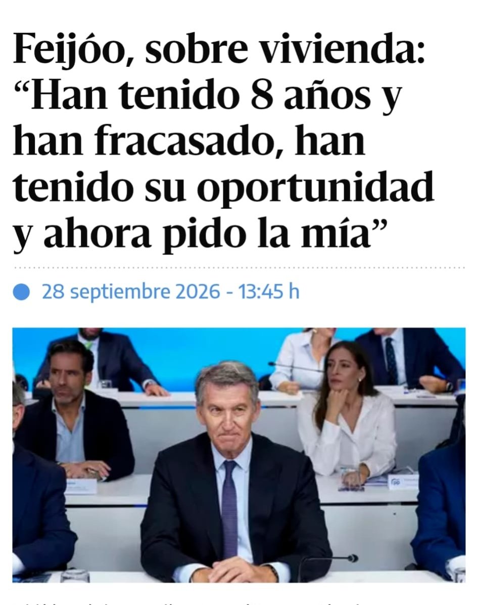 anaponton's tweet photo. Fala quen levou a vivenda publica en Galiza a mínimos históricos como PTE da Xunta.

O PP leva 17 anos gobernando e fracasou.

Hoxe Rueda vai entregar 24 vivendas públicas en Santiago, as primeiras en 17 anos. Prometeu 1.800 en aluguer social en 2026. 

Cal é a túa valoración? https://t.co/GMT41axYCO