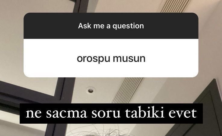 olaysizdagilim's tweet photo. sekiz bucuk dersinde herkesi amfiye dikip kendi gelmeyen hoca https://t.co/pCQHRfJwiC