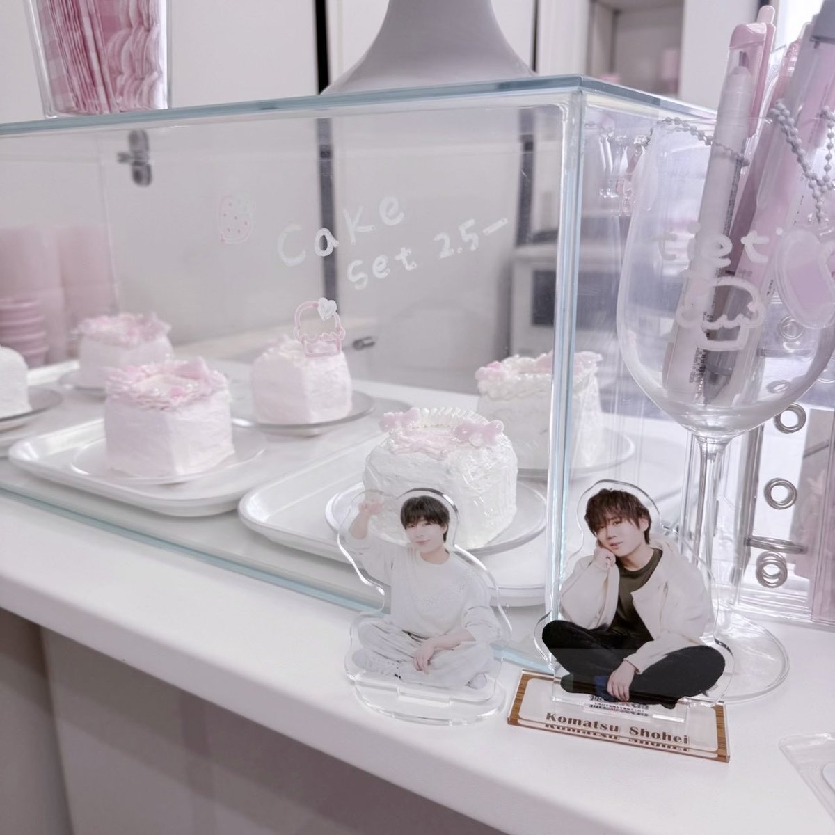 DAYDREAML0VE's tweet photo. トキメキをご用意˚⏦ﾟ♥ ショコラティーヌ de 3時🕒🧁💕 https://t.co/XsnHbXKl57