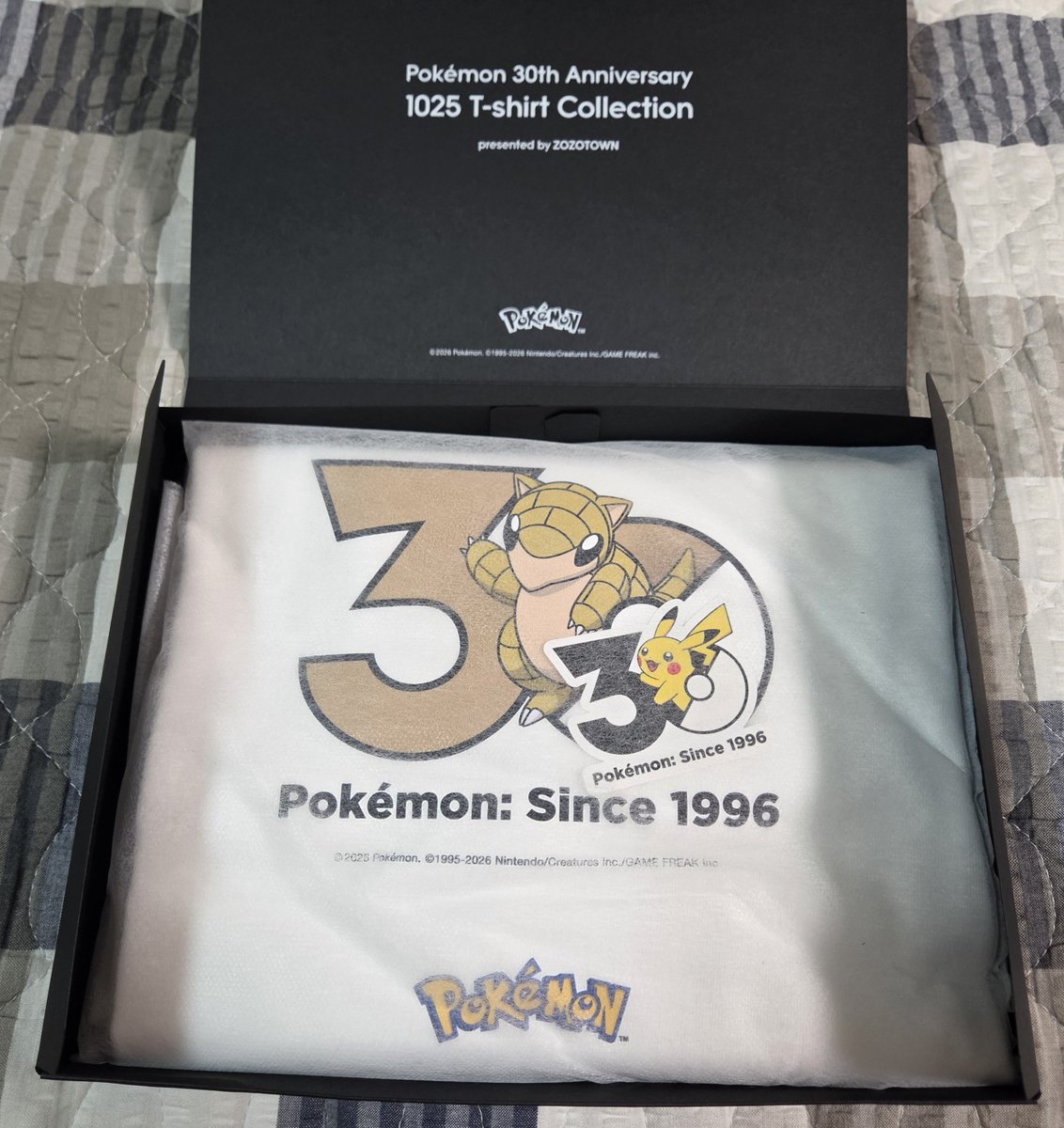 crousand's tweet photo. おほぉ！！
ZOZOTOWN ポケモン30周年コラボのサンドTシャツきちゃー！ https://t.co/Ceppr8JpzY