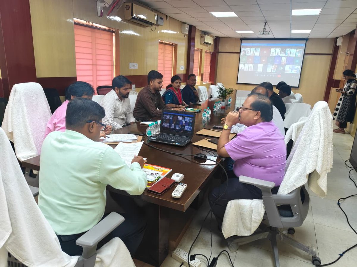OSSCLtd's tweet photo. Odisha State Seeds Corporation Ltd. successfully convened its 48th Annual General Meeting to review financial performance, discuss strategic seed distribution plans, and adopt key resolutions for agricultural growth.

OSSC#QualitySeeds#OdishaAgriculture https://t.co/Qthz90IXdf